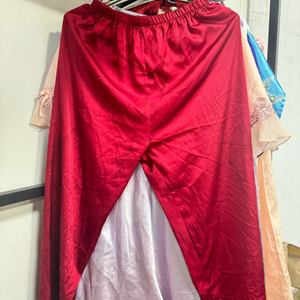 Pigiama di seta all'ingrosso abbigliamento da donna usato Bundle di stoffa usati - Product Image 4