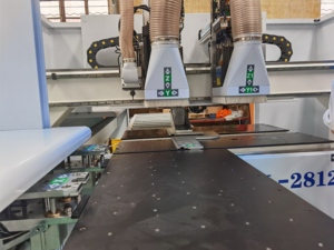 Boormachine Cnc Houtbewerking Maken Meubelen Boren Hout Zes Zijden Mits Servomotor Meubelen Maleisië 6 Kant 45Mm 3200 - Product Image 4