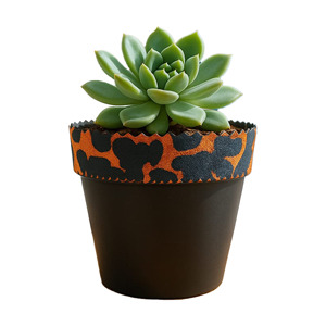 Pot de fleurs en plastique décoratif peint à la main NF Lauren Black Leopard Flower Pot Private Label, imprimé animal, pot de plantes de bureau - Product Image 1