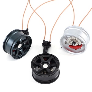 2024 Car Creativity Cool <span class=keywords><strong>Gadgets</strong></span> Artículos Conjuntos Juego de regalo de belleza <span class=keywords><strong>para</strong></span> Año Nuevo Colgante Ambientador de coche Juego de regalo - Product Image 5