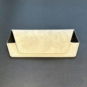 <span class=keywords><strong>Étui</strong></span> <span class=keywords><strong>à</strong></span> <span class=keywords><strong>lunettes</strong></span> en PU minimaliste haut de gamme <span class=keywords><strong>pliable</strong></span> léger grande capacité Ins <span class=keywords><strong>étui</strong></span> en tissu <span class=keywords><strong>à</strong></span> la mode - Product Image 4