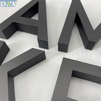 Enseigne en acier inoxydable 3D avec logo miroir brossé, lettres et chiffres en métal argenté pour décoration d'entreprise et d'hôpital
