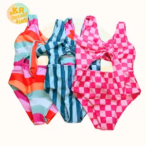 Traje de baño con estampado bonito personalizado al por mayor, ropa de playa para niños, conjunto de traje de baño sin mangas para niña pequeña
