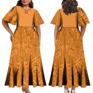 Abito Samoano da Donna Taglie Forti con Design Tribale Polinesiano Personalizzato, Maniche a Metà Lunghezza, Vestito Lungo Plissettato - Product Image 4