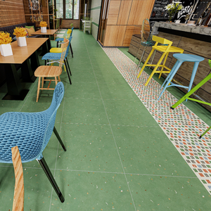 Carreaux de porcelaine antidérapants durables, aspect terrazzo moderne et coloré, vert gazon mat, pour revêtement mural et sol intérieur, boutique - Product Image 6