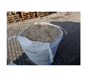 Vente en gros de litière pour chevaux Copeaux de pin Usine de sciure de bois Fabricants Marque TOMA PALETE Durée de conservation 24 mois Importateurs Acheteurs - Product Image 1