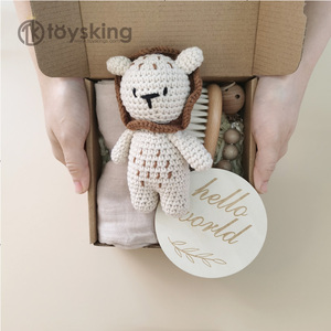 <span class=keywords><strong>Hello</strong></span> World recién nacido Baby Shower juego de regalo hecho a mano hilo ganchillo conejo animales muñeca muselina bambú toalla cepillo chupete baño ficticio - Product Image 4