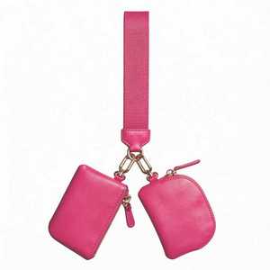 กระเป๋าใส่เหรียญแบบพกพา USA Oversea 2026 รุ่นมินิ PU กันน้ำ พร้อมซิป ดีไซน์ทันสมัย สีสันเข้ากัน พร้อมช่องใส่กุญแจ - Product Image 6