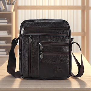 Sac bandoulière homme en cuir véritable grande capacité style vertical sac à bandoulière durable décontracté pour l'extérieur - Product Image 1