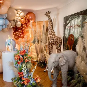 Baby Shower decorazione esterna a grandezza naturale in vetroresina Safari animali scultura decorativa in resina giraffa elefante cervo oggetti di scena