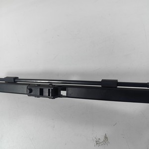 Escobilla Limpiaparabrisas de 700 mm para Camiones Pesados Mercedes Benz Volvo Scania Manka, Construcción Metálica de 24 V - Product Image 2
