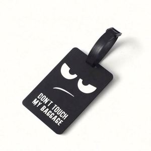 Etiqueta de Equipaje Personalizada de PVC Suave 3D con Patrón de Letras, Tamaño Personalizado, Anillo Metálico con Recubrimiento Pantone - Product Image 6