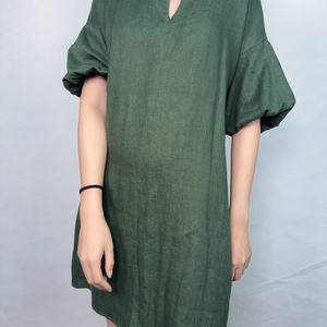 Robe d'été verte pour femme, style lin personnalisé, décontractée, à manches courtes, mi-longue - Product Image 4