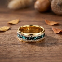 Bague en carbure de tungstène poli or 8 mm avec incrustation de pierre de turquoise et de bois de cerf naturel broyé, bijou de mariage et de fiançailles pour homme