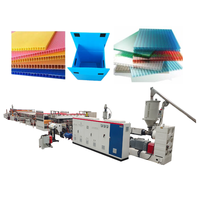 Extrudeuse de panneau de toit de boîte d'emballage en nid d'abeille de feuille de plaque flexible creuse en plastique PP PC PE Making Machine