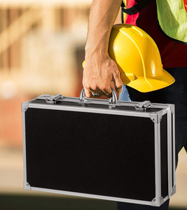 Maletín de Aluminio Plateado al por Mayor con Cerradura, Estuche Rígido Metálico con Espuma para Viajeros, Equipaje, Artesanía y Dinero en Efectivo - Product Image 2