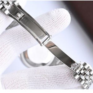 Reloj de Acero Inoxidable Hecho a Mano con Caja Resistente al Agua, Reloj de Mujer Hecho de Acero Inoxidable 904L - Product Image 5