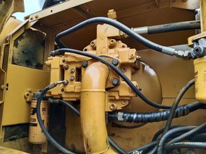 Excavatrice d'occasion CAT 330BL 30 tonnes, pelle sur chenilles d'origine japonaise, performante et efficace, en vente - Product Image 6
