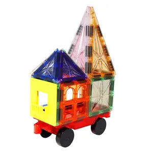 2022 vendita calda 66pcs Montessori prescolare magnetico creativo costruzione piastrelle giocattoli magnetici per i bambini