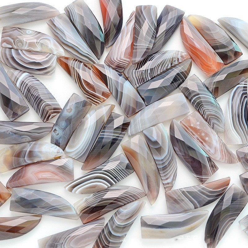 Persian gulf agate