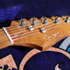 <span class=keywords><strong>Guitare</strong></span> électrique professionnelle intermédiaire B2B en gros, 22 frettes arrondies, taille standard pour <span class=keywords><strong>les</strong></span> guitaristes avancés - Product Image 4