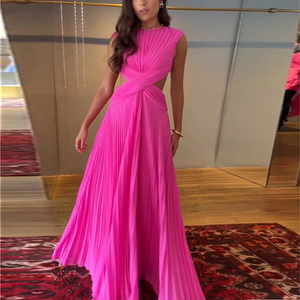 Robe longue plissée rose <span class=keywords><strong>Karlie</strong></span> en polyester de couleur unie à col rond, style portefeuille, vente en gros - Product Image 1