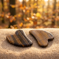 Pierre Gua Sha en œil de tigre naturel en forme de cœur, outil de massage pour le lifting du visage et le soin de la peau
