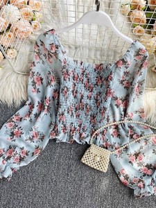 Kadınlar çiçek gömlek dantel up fırfır seksi kapalı omuz üst Blusas pileli streç ince bel kısa mahsul üst bluz - Product Image 6
