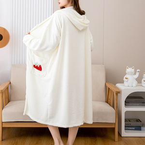 Peignoir en polaire pour femme avec poche fraise, manches longues, à capuche, blanc beige, doux, absorbant, pour la maison, automne hiver, confortable - Product Image 1