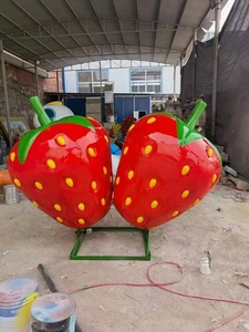 Fabriek Aangepaste Outdoor Decoratie Echte Grootte Fruit Sculptuur Gesimuleerde Aardbei Sculptuur Glasvezel Sculptuur Te Koop - Product Image 5
