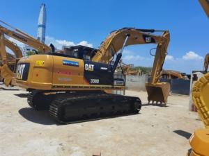 Excavadora de Orugas Caterpillar 330D en Oferta, Motor Cummins, 20-30 Toneladas, Bomba Hidráulica en Buen Estado - Product Image 3