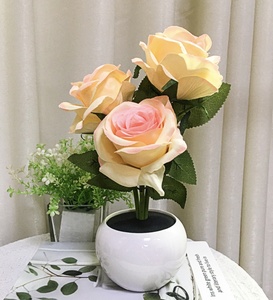 Luz Nocturna Pequeña de Lujo con Forma de Rosa Eterna, Luz de Ambiente para Dormitorio, Aromaterapia, Decoración Creativa, Regalo para Niñas - Product Image 6