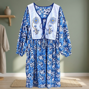Robe longue indienne en coton bleu, imprimée au bloc, faite à la main - Product Image 4