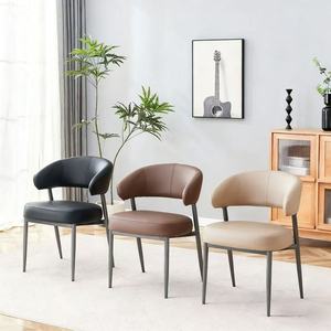 Chaise de salle à manger rembourrée de luxe, chaise à dossier moderne pour la maison, le restaurant et l'hôtel - Product Image 1