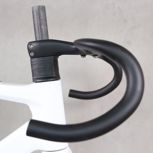 Cadre <span class=keywords><strong>de</strong></span> vélo <span class=keywords><strong>de</strong></span> gravier en fibre <span class=keywords><strong>de</strong></span> <span class=keywords><strong>carbone</strong></span> noir et blanc, peinture, GR208, pneu max 700*50C, dropout UDH avec <span class=keywords><strong>tige</strong></span> <span class=keywords><strong>de</strong></span> <span class=keywords><strong>selle</strong></span> <span class=keywords><strong>de</strong></span> 31,6 mm - Product Image 3