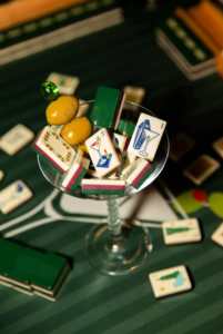 Juego de Mahjong Americano de Lujo con Patrón Grabado Personalizado de Fábrica, Fichas de Acrílico Verde Jade, Juego de Entretenimiento - Product Image 6