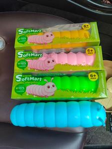 Jouet Squishy Caterpillar Mignon Doux Parfumé Anti-Stress à Presser 4 Couleurs Enfants Vente en Gros - Product Image 2