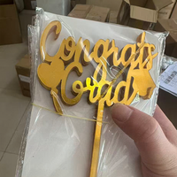 Großhandel 10 Stück/Packung Gold Acryl Abschluss-Kuchenaufsatz Wiederverwendbar Jahrgang 2026 Glückwunsch zum Abschluss Cupcake-Kuchendekoration