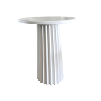 Table de cocktail moderne en bois massif personnalisée pour mariages et événements, avec plateau cannelé et piétement plissé, écologique et durable