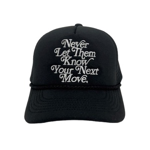 Sombreros de camionero de espuma con bordado 2D personalizado, gorras de camionero de color negro con cuerda trasera sólida, 5 paneles de gorros deportivos de espuma - Product Image 1