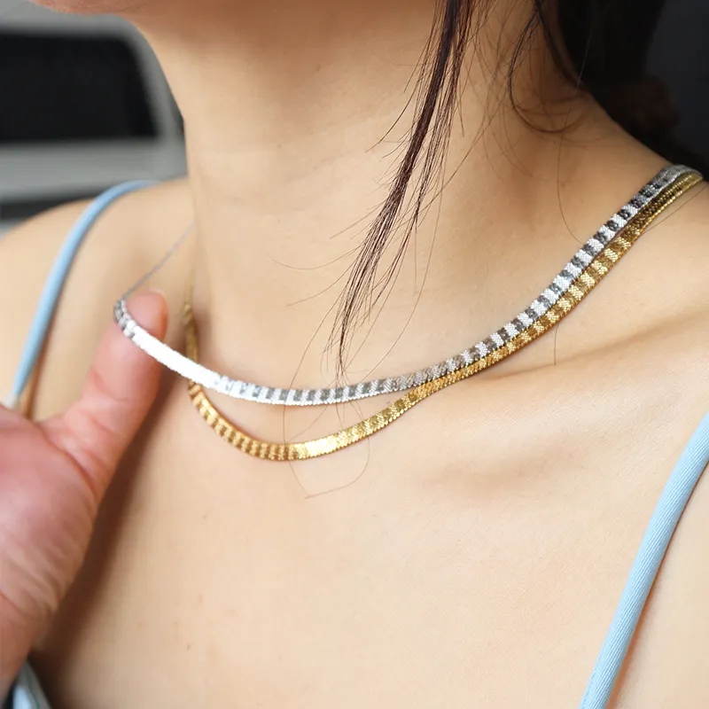 KVC Exclusive Designer Fashionable Stainless Steel Herringbone Choker Embossing Flat Snake Necklace Women Gold Filled Jewelry