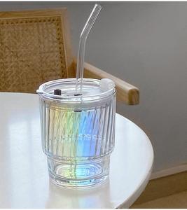 Copo de Vidro Martelado com Brilho Perolado de 350ml, Copo Portátil para Viagem com Tampa Hermética e Canudo, Presente Personalizado com Logo para Mulheres - Product Image 3