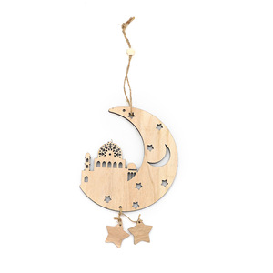 ของตกแต่งรอมฎอนรูปพระจันทร์และดาวทำจากไม้ ดีไซน์ศิลปะ พร้อมฉากฉลุลายละเอียดอ่อน แสดงชีวิตอิสลาม รวมถึงเด็กและผู้ใหญ่ สำหรับตกแต่งผนัง - Product Image 2