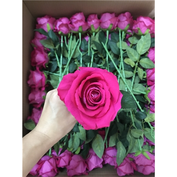 LUYI-Kunstblumen Großhandel Künstliche Blumen Natürliche Rote Rosen Künstliche Blumen Großhandel für Hochzeit und Raumdekoration| Alibaba.com