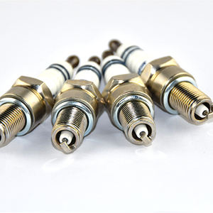 Vente en gros de systèmes d'allumage, pièces de moteur de voiture, bougie d'allumage de moto F6TC, remplace BP6ES 911007081 W20EX-U - Product Image 1