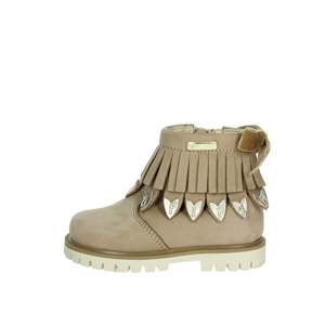 Botas Bajas para Niña Balducci Color Taupe con Detalle de Corazón y Flecos - Product Image 1