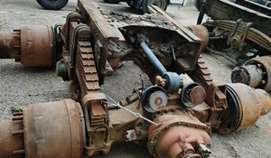 Arbre de transmission d'occasion d'origine pour camion poids lourd, différentiel de roue arrière, double arbre arrière pour camion lourd - Product Image 4