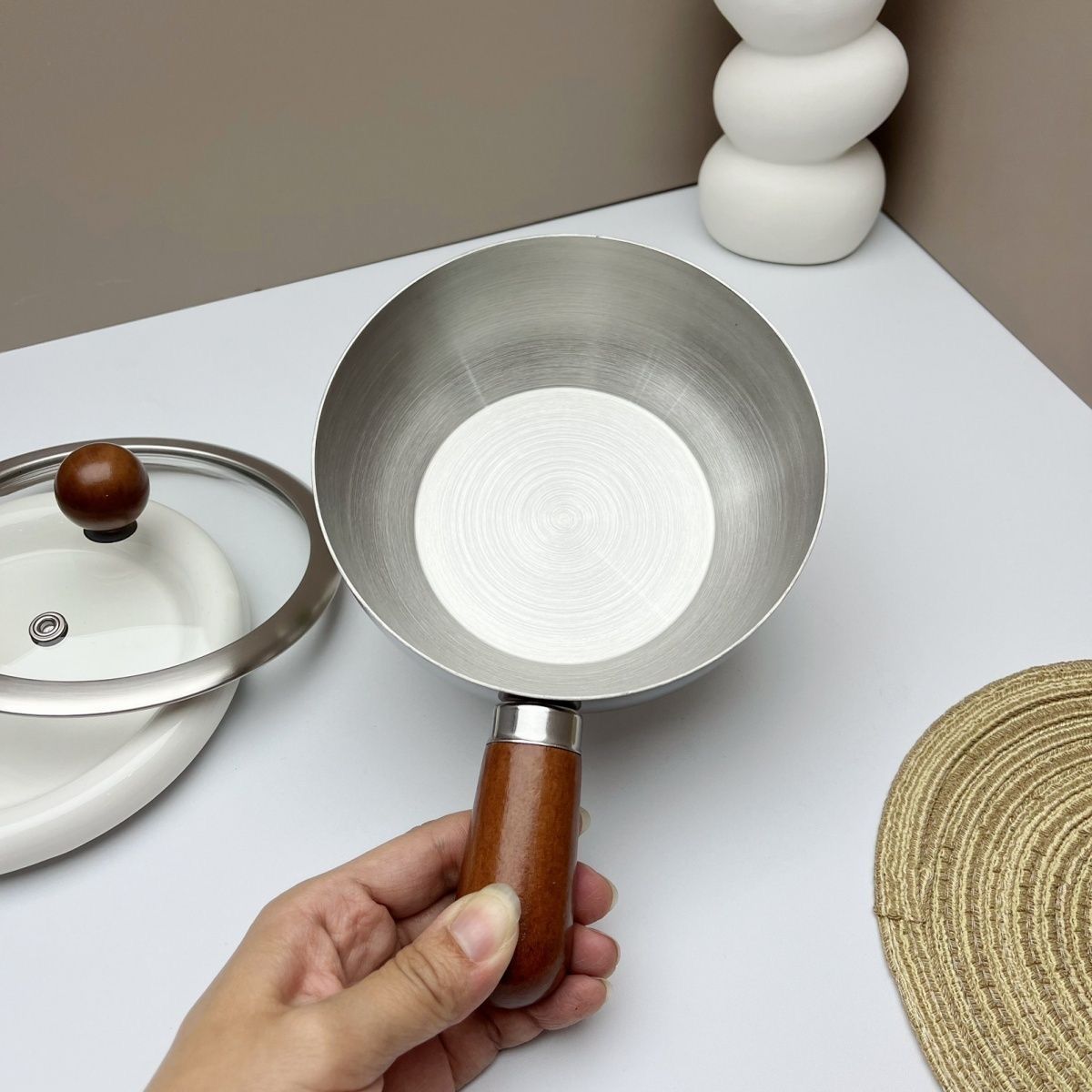 Small pot diameter 14cm]