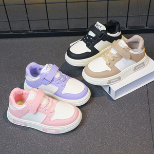 รองเท้าผ้าใบลำลองสไตล์เกาหลีสำหรับเด็กผู้ชายรุ่นใหม่  กันน้ำ  แบบสวม  พื้นรองเท้า PU - Product Image 2