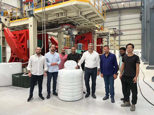 <span class=keywords><strong>Machine</strong></span> <span class=keywords><strong>de</strong></span> fabrication <span class=keywords><strong>de</strong></span> seaux en plastique <span class=keywords><strong>de</strong></span> 2000 litres à 5 couches par moulage par soufflage - Product Image 3